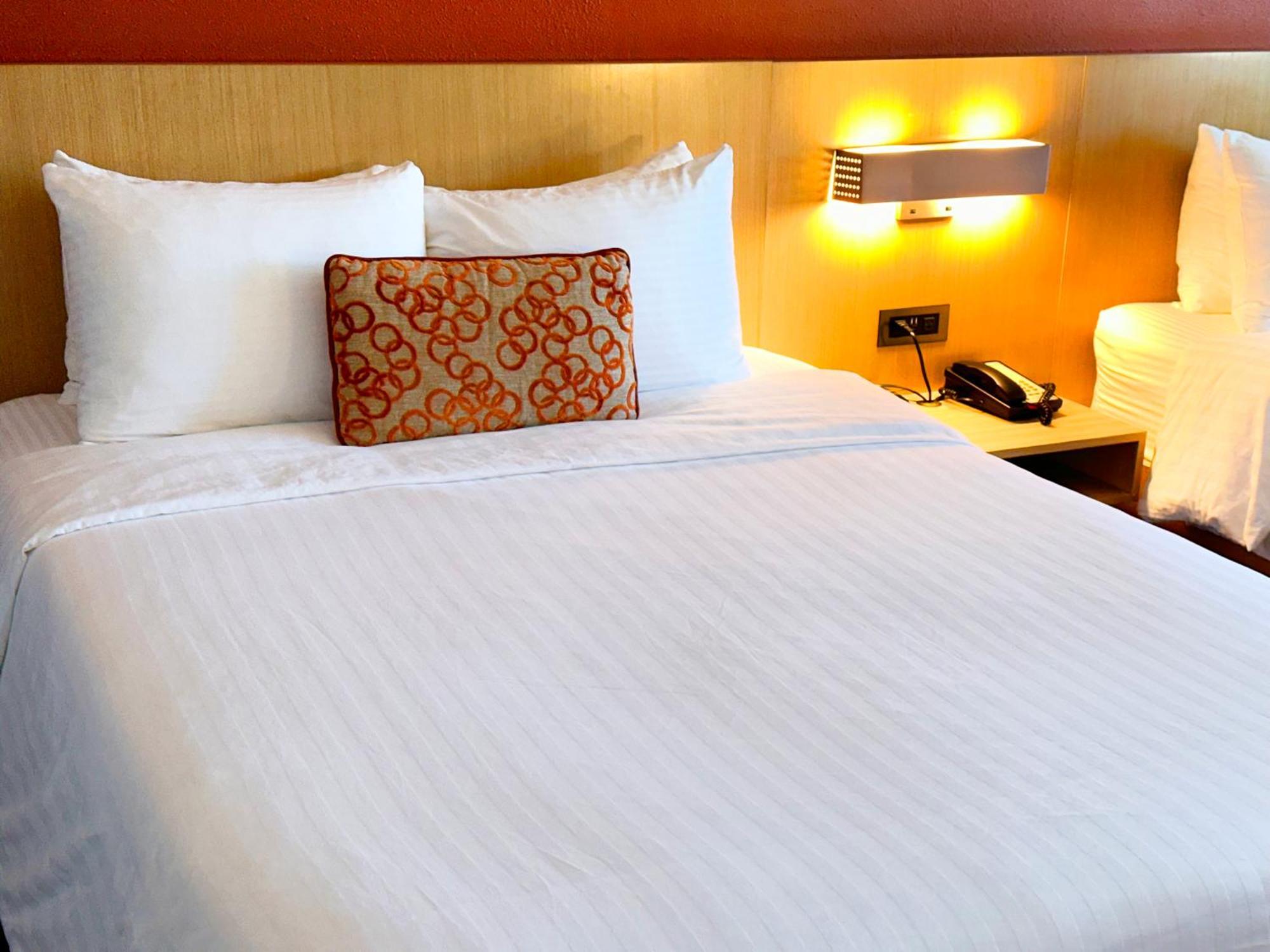 Lincoln Hotel Monterey Park Los Angeles Bagian luar foto